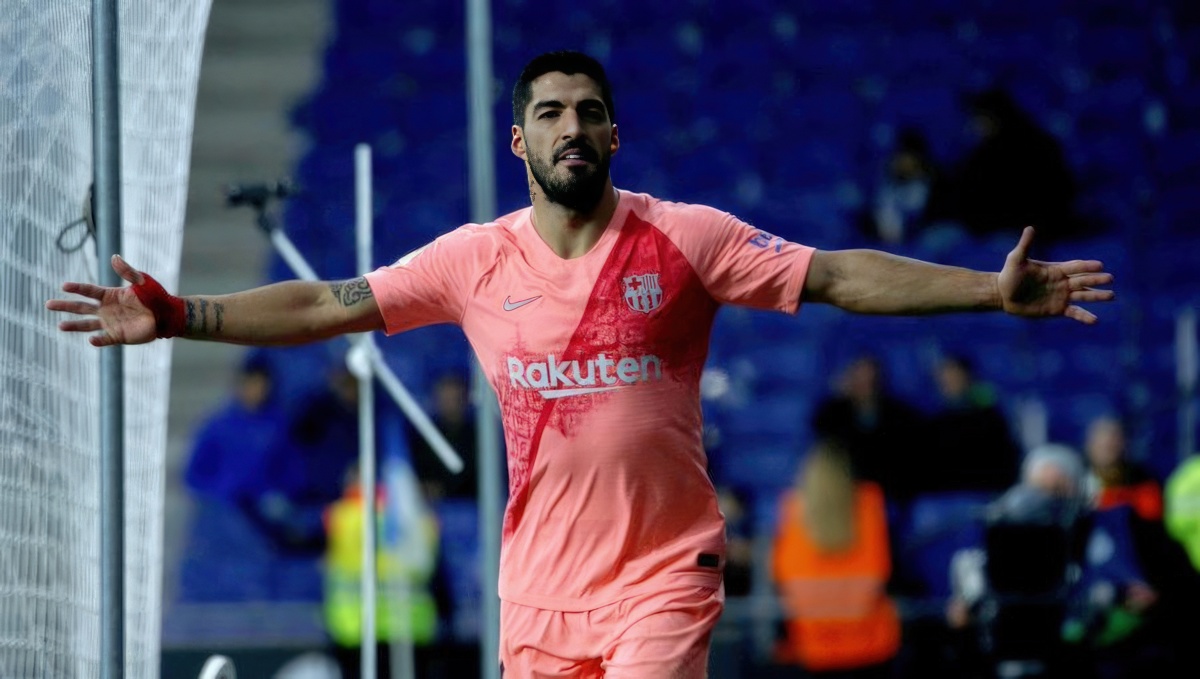 11 Best Players to Suit up for both Barcelona & Ajax